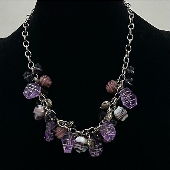Clustered Beaded Necklace 16” Purple Multi-shaped Glass Beads Silver-tone Chain - Picture 1 of 8